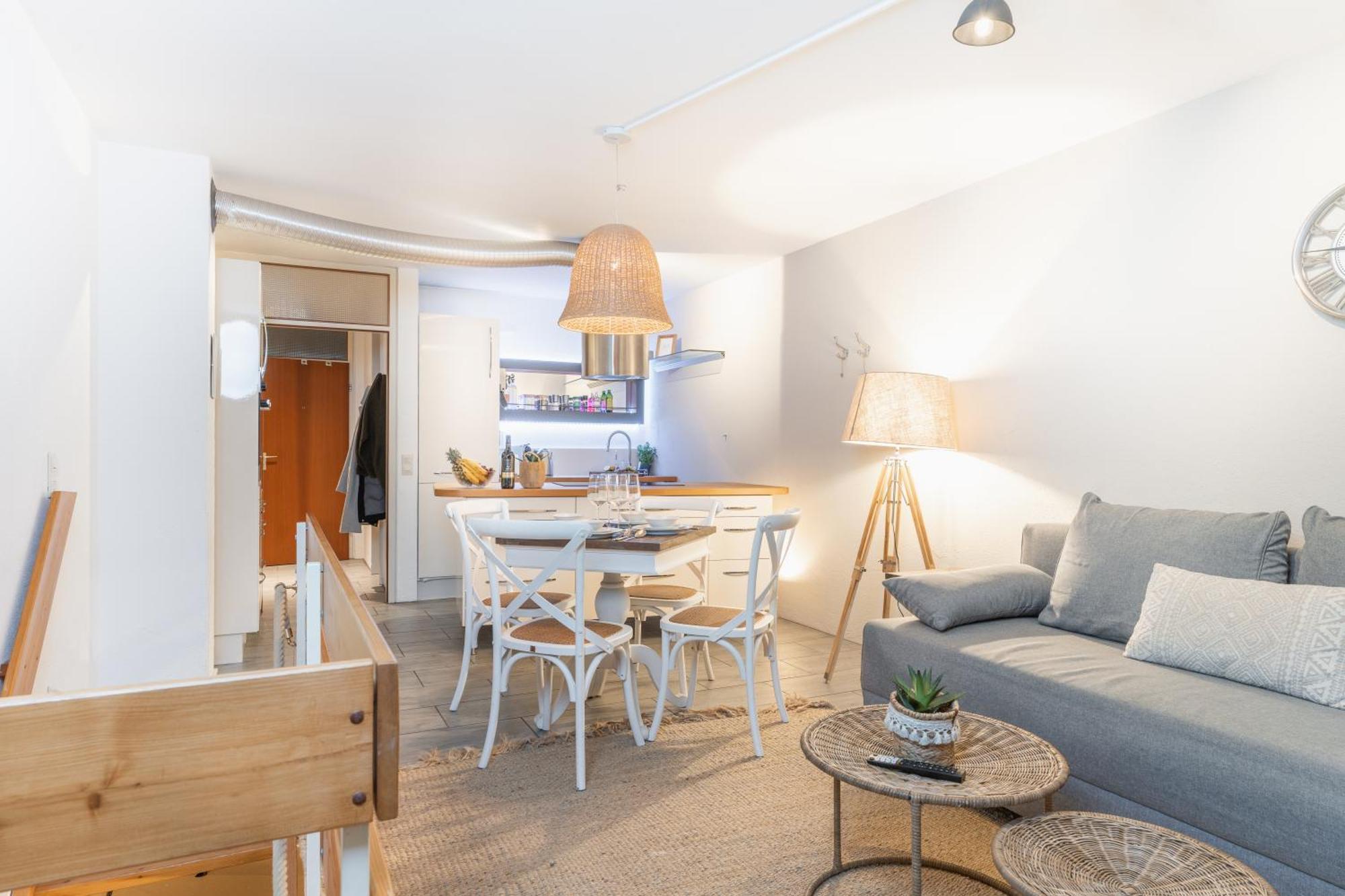 Seeblick-Oase Istayunixi Seenaehe-Sauna-Balkon-Netflix-Parkplatz Ohningen Ngoại thất bức ảnh